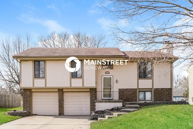 Primary Photo - 611 W Sunrise Dr