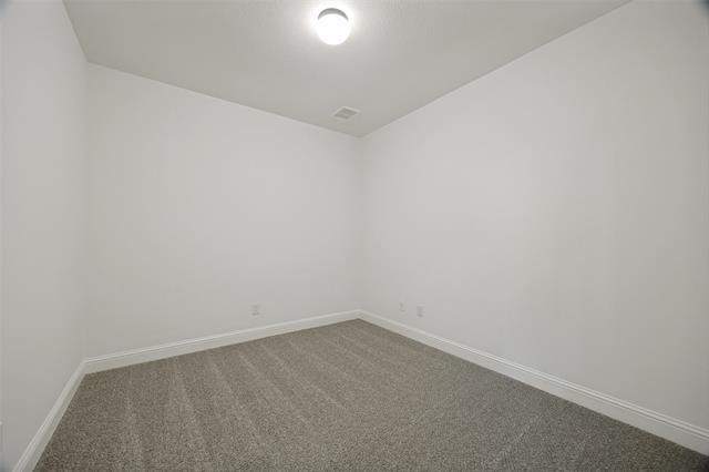 Building Photo - 7919 Parkwood Blvd