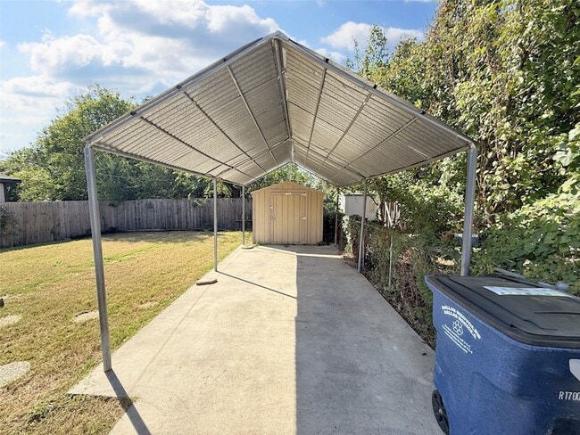 Building Photo - 4019 Brundrette St