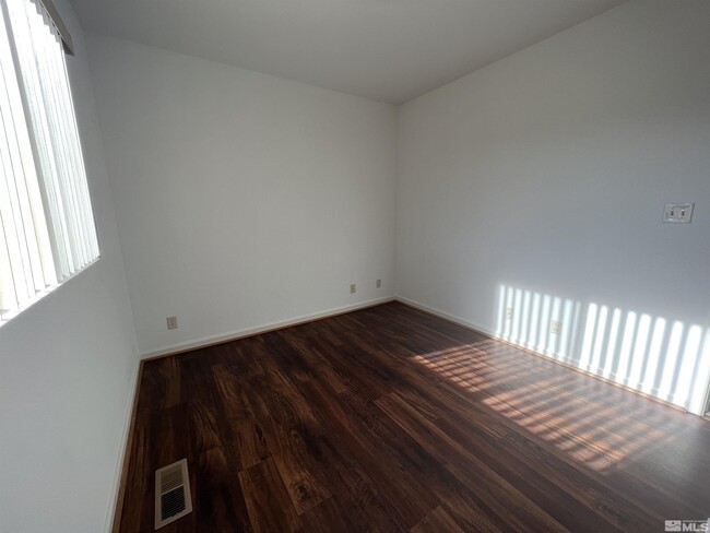 Building Photo - 1715 Polo Park Dr