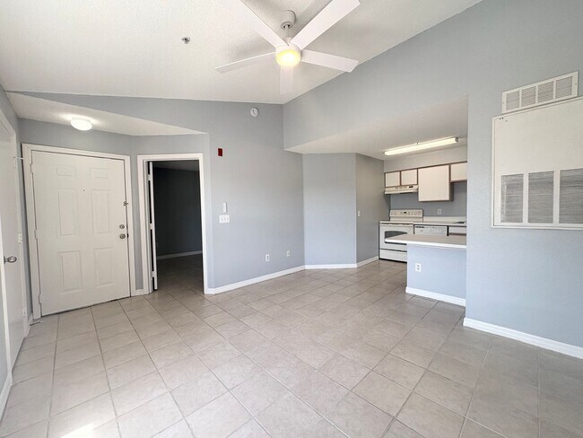 Building Photo - 2216 Grand Cayman Ct