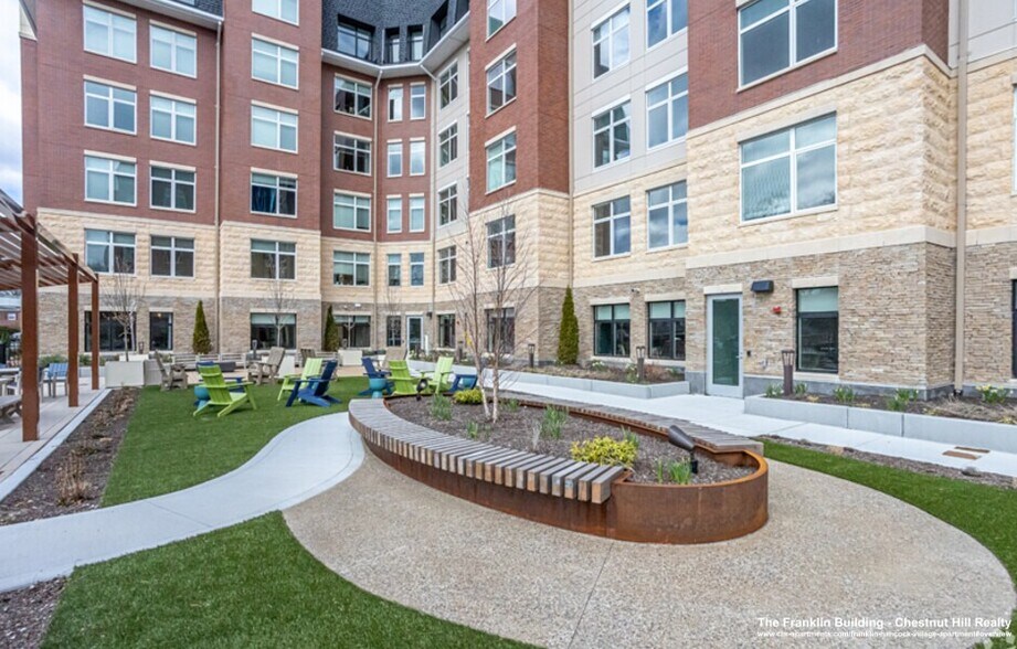 Building Photo - 201 Sherman Rd