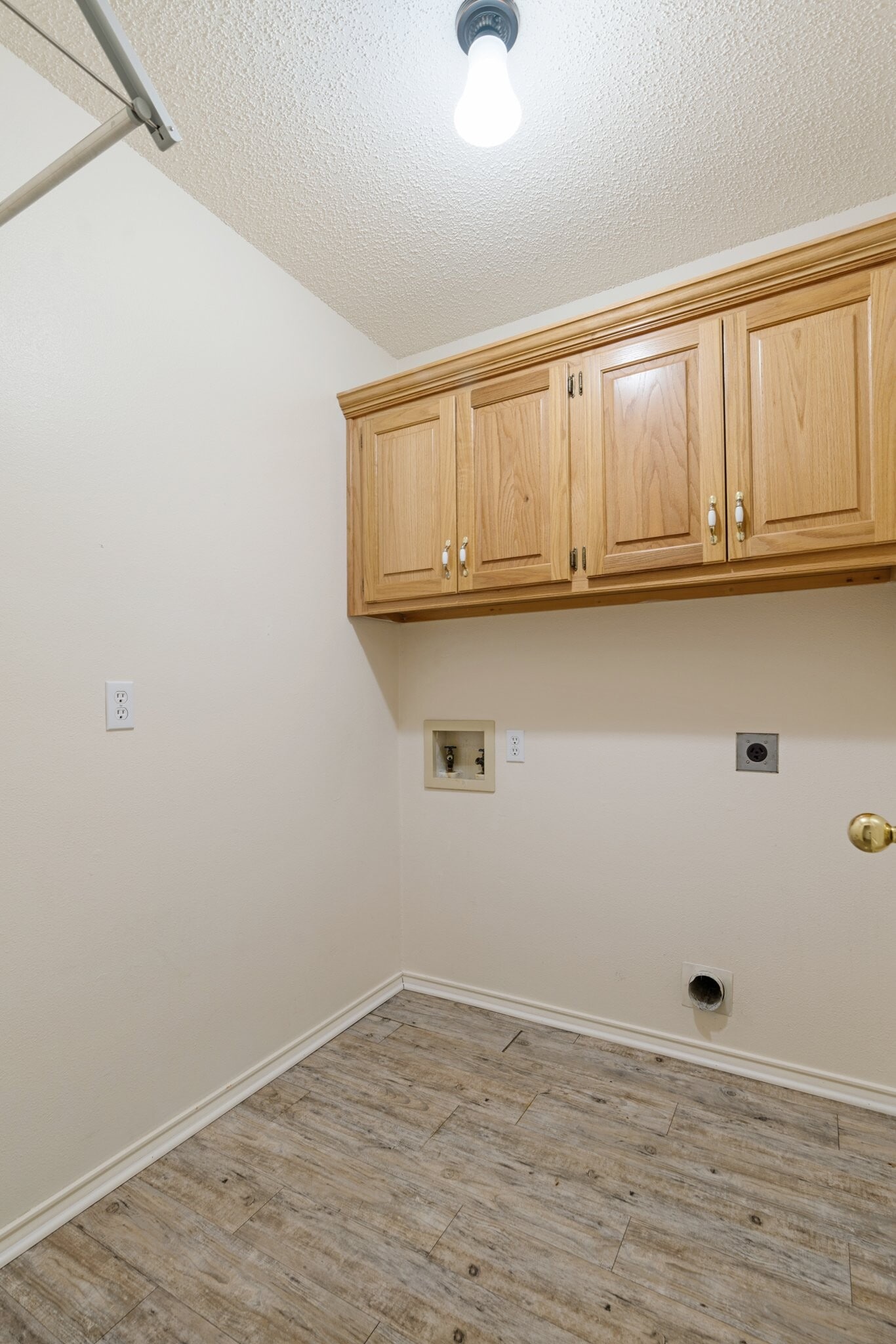 Building Photo - 4115 Primrose Ln