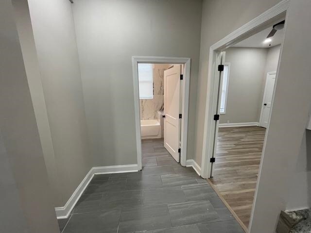 Building Photo - 1045 Ayers St