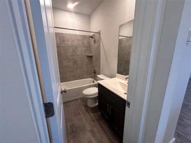 Building Photo - 212 Whisper Rill Dr