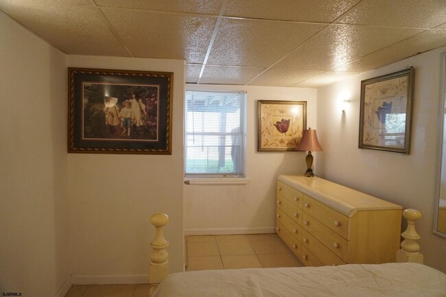 Building Photo - 4703 Ventnor Ave