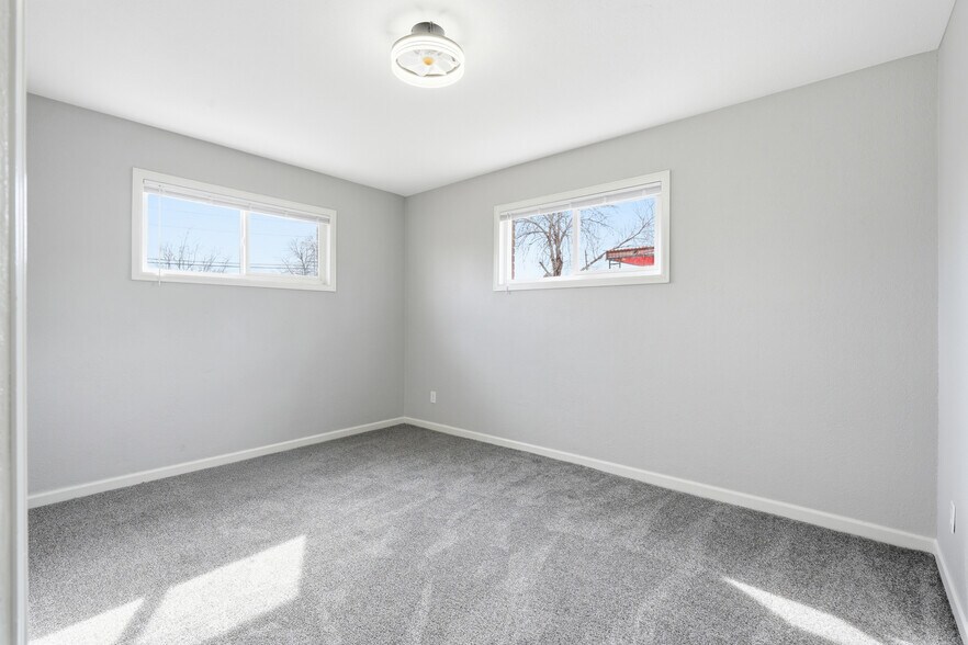 Building Photo - 1151 E 88th Ave