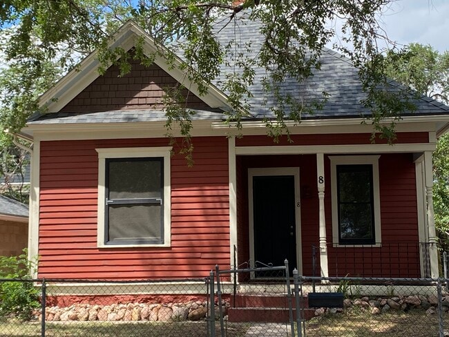 Primary Photo - 8 E Fountain Blvd