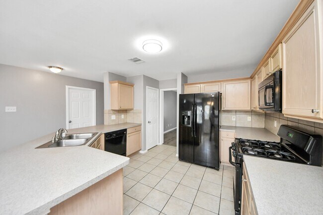 Building Photo - 14707 Country Rose Ln
