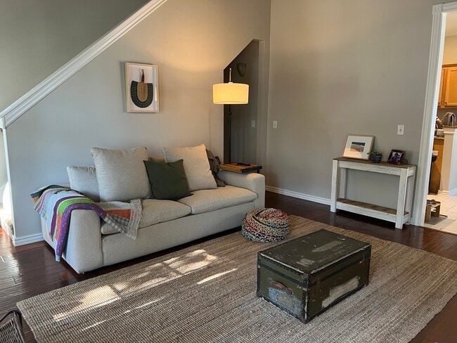 Building Photo - 1507 NE Benjamin Greens