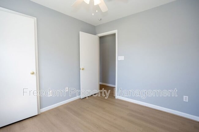 Building Photo - 17286 Wexford Loop