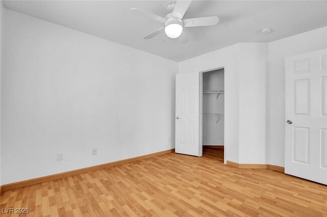 Building Photo - 9740 Bootstrap
