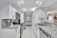 Building Photo - 12641 Westhampton Cir