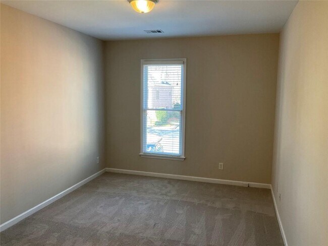 Building Photo - 6193 Spalding Dr