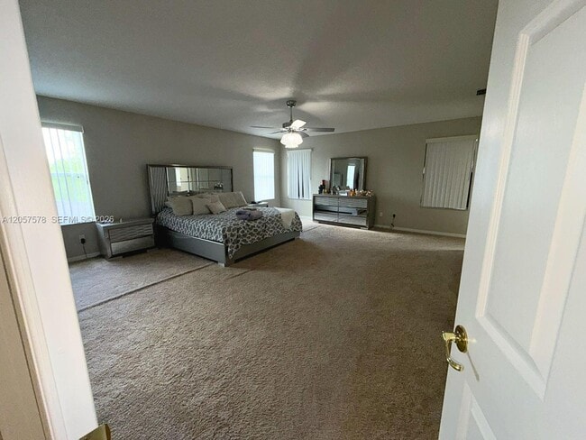 Building Photo - 233 Aldridge Ln