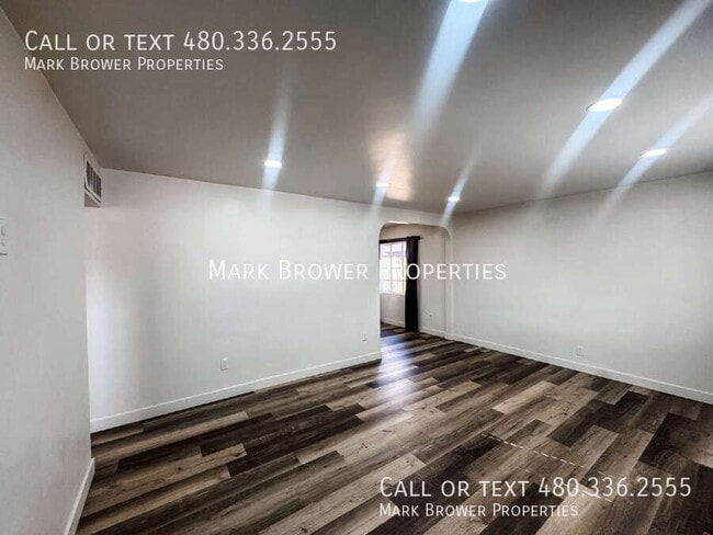Building Photo - 2801 N 17th Pl