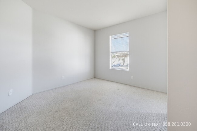 Building Photo - 9356 Twin Trails Dr