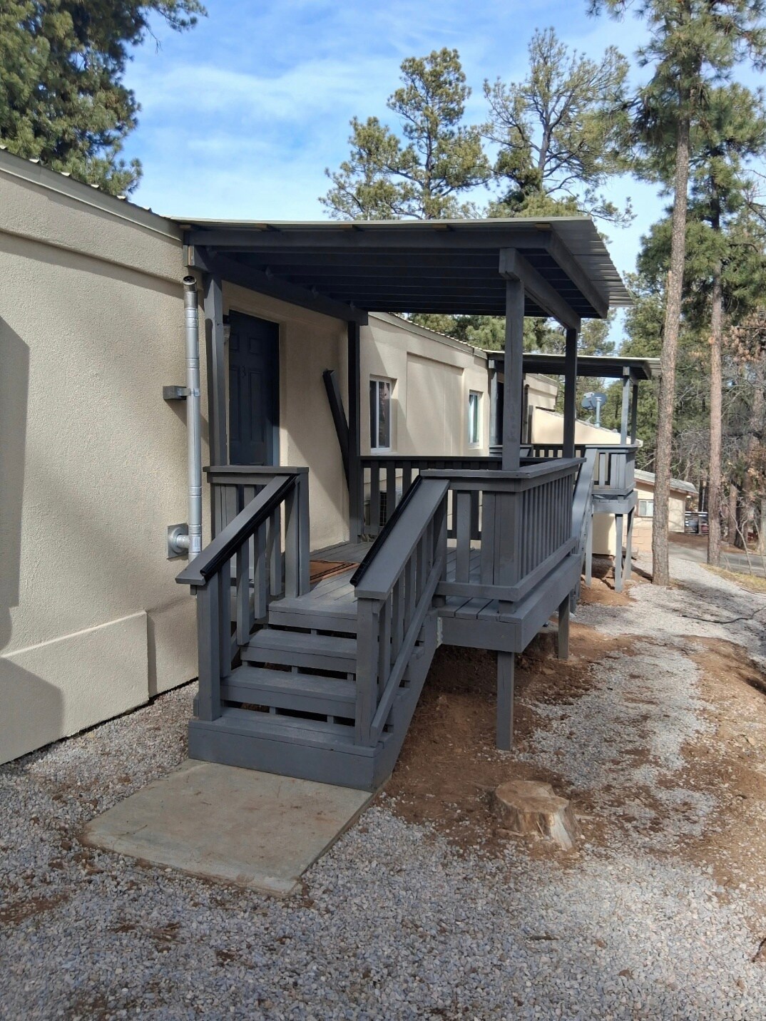 Building Photo - 101 Apache Hills Dr