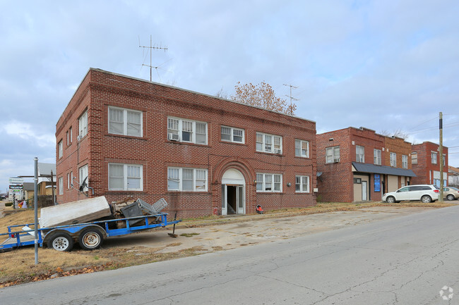 Primary Photo - Walker Apartments