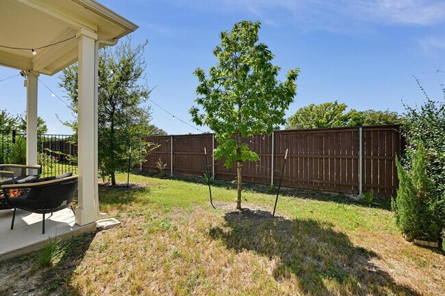 Building Photo - 9628 Dawn Pearl Dr