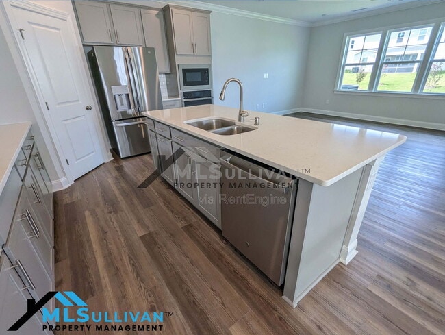 Building Photo - 721 Emerald Bay Cir