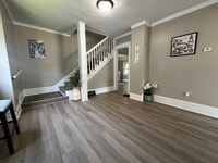 Building Photo - Renovated 3 bedroom house for rent in Wate...
