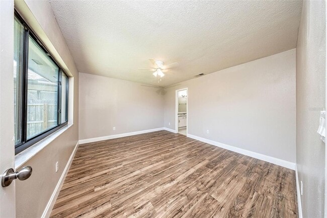 Building Photo - 308 Alba Ln