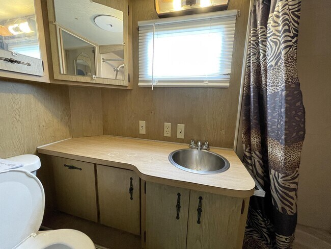 Building Photo - 30346 FL-78