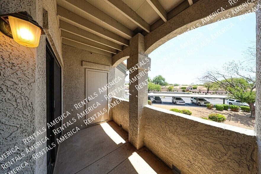 Building Photo - 15095 N Thompson Peak Pkwy