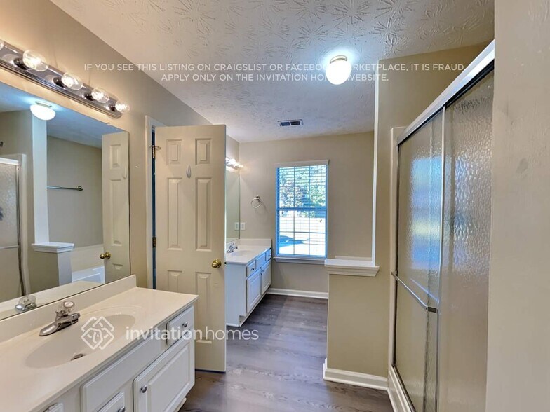 Building Photo - 1324 Wilkes Crest Ct