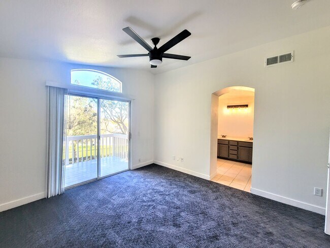 Building Photo - Gorgeous Paloma Del Sol Home - Newer paint...