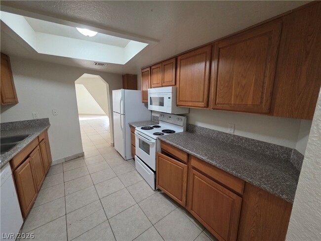 Building Photo - 1427 San Felipe Dr