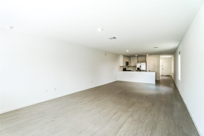 Building Photo - 26707 Feather Reed Dr