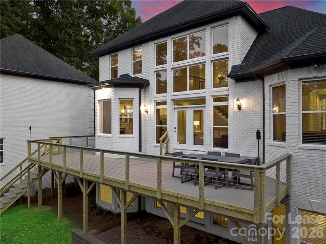 Building Photo - 578 Normandy Rd