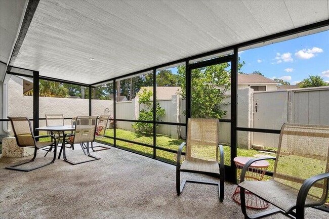 Building Photo - 12781 Spinnaker Ln