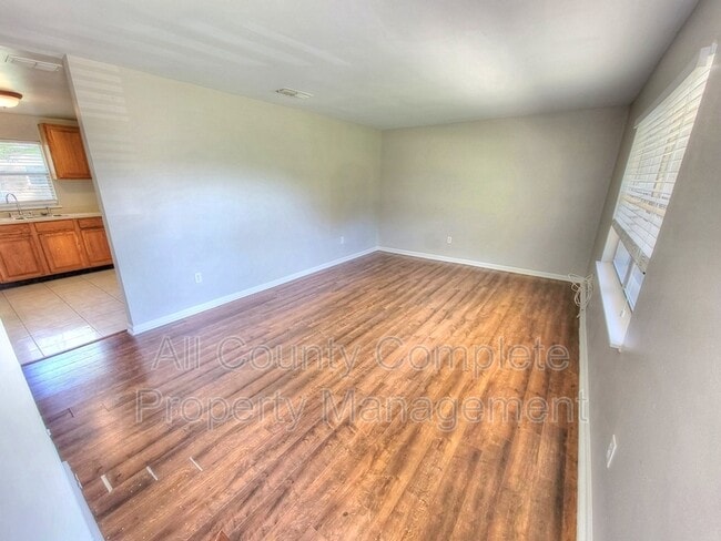Building Photo - 10881 Key Coral Dr