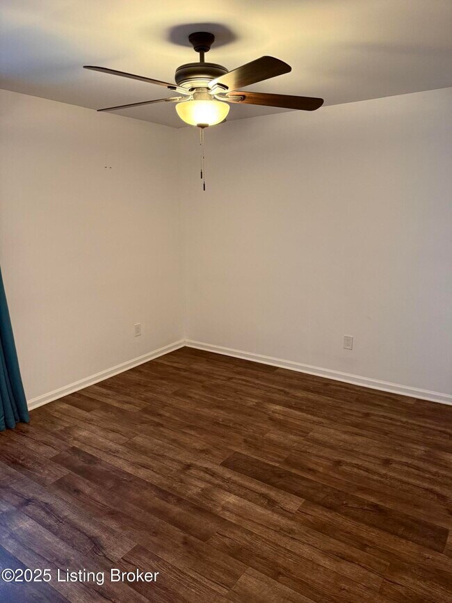 Building Photo - 3503 Dorset Rd