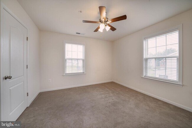 Building Photo - 5014 Sir Lucas Ln