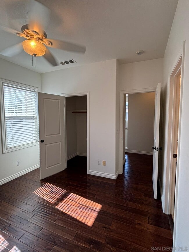 Building Photo - 1612 Picket Fence Dr