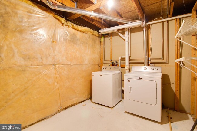 Building Photo - 10707 Gideon Ct