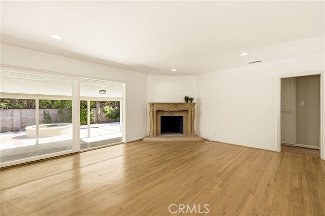 Building Photo - 7218 Enfield Ave