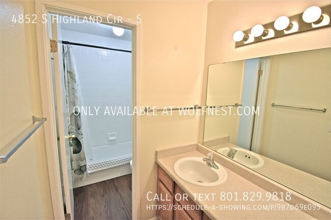 Building Photo - 4852 S Highland Cir