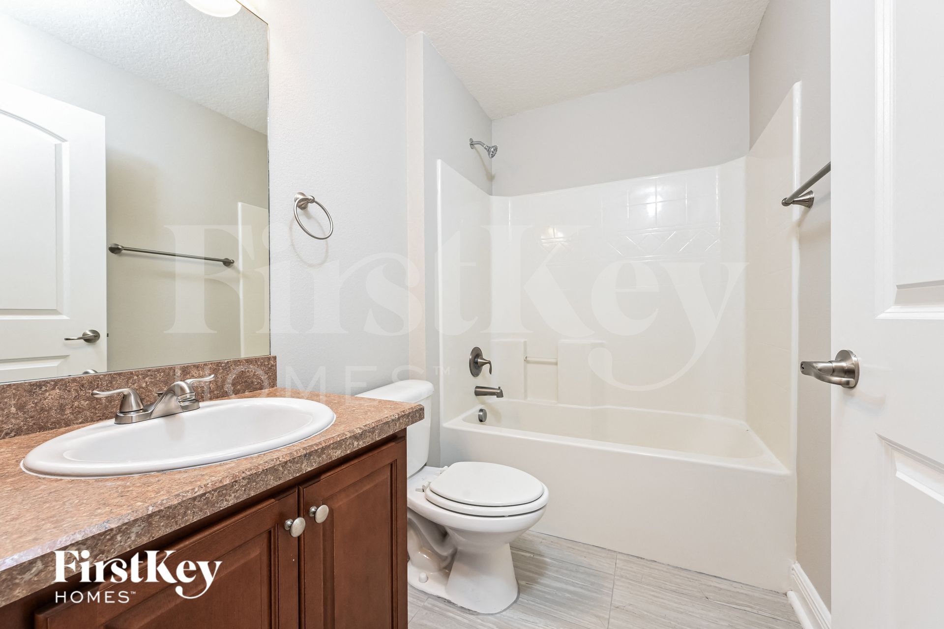 Building Photo - 2178 Chickadee Dr