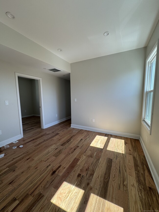 Building Photo - 740 Dixwell Ave