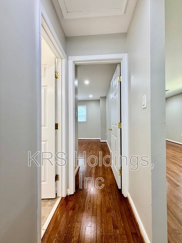 Building Photo - 3931 Forestdale Ave
