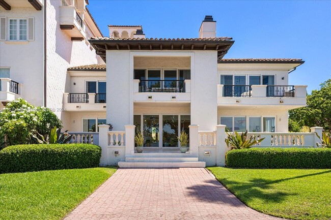 Building Photo - 2411 Fisher Island Dr