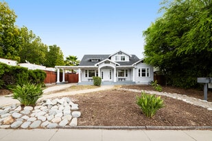 Building Photo - 1770 N Sierra Bonita Ave