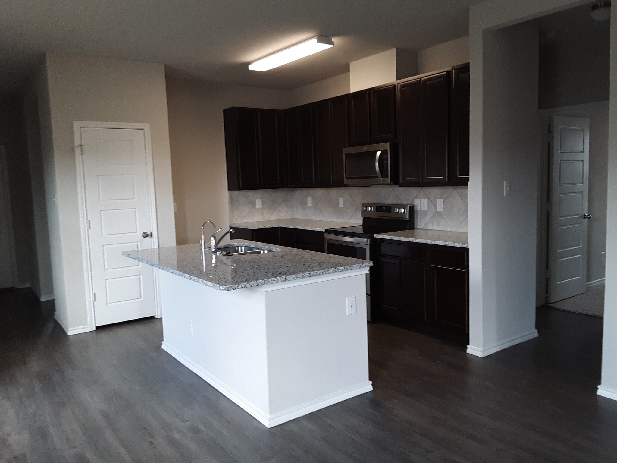 Kitchen - 10818 Fox Trot