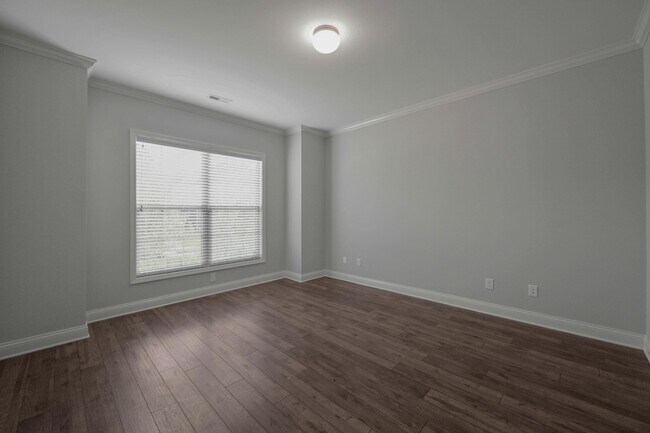 Building Photo - 4155 Sperling Dr