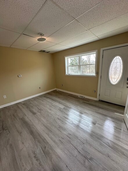 Building Photo - 74 Matthews Rd